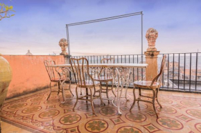 Velasquez Suite House